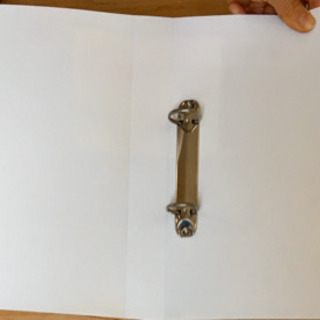 〈郵送可能！〉（ダイソー）B5  35ミリ　リングファイル　2穴　12冊、小2穴ファイル1冊　計13冊　新品同様の画像
