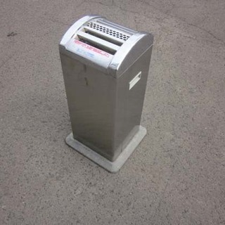 南12条店 灰皿 什器 スタンド 喫煙 たばこ 高さ68cm