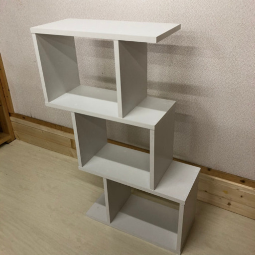 白いオープンラック☆幅75×奥行26×高さ108㎝☆小物収納、飾り棚にどうぞ