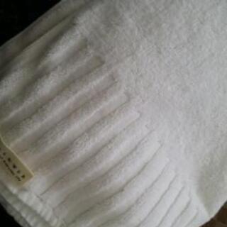 マークスアンドウェブ ホワイト 大判バスタオルの画像