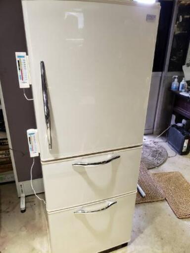 HITACHI   3ドア冷蔵庫