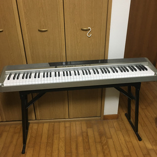 電子ピアノ Casio Privia