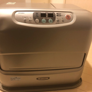 三菱 石油ファンヒーター及び灯油ポリタンク 差し上げます！