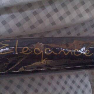 新品未開封　折り畳み傘　ジャンプ傘　タグ付き　文字　ゴールド　シルバー　黒　Elegance　金　銀　ブラック　2個セットの画像