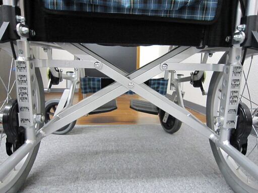 【中古】　車椅子 (カワムラ製介助式)