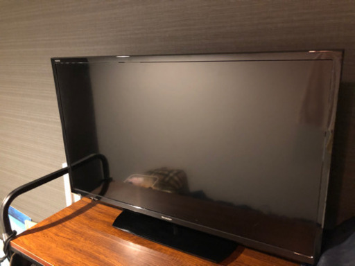 取りにこられる方限定　液晶テレビ32型