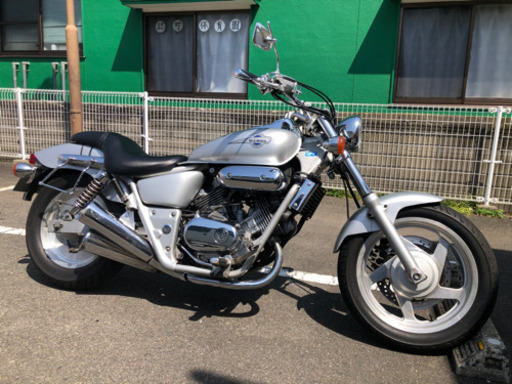マグナ250