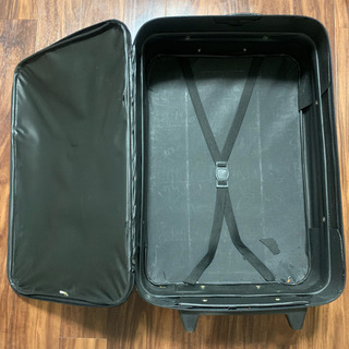 黒キャリーケース(機内持込サイズ)の画像