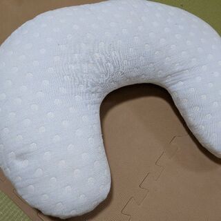 【受け渡し決まりました】授乳クッション