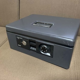 手提げ金庫 コクヨ CB-1N 手渡し限定