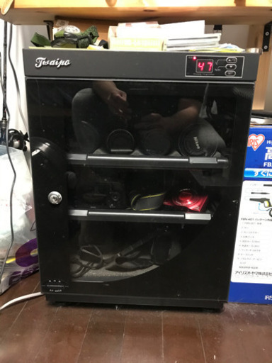 （中古）デジタル一眼セット　防湿庫、レンズ付　富士フィルムS5PRO