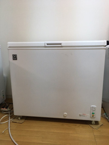 冷蔵、冷凍ストッカー