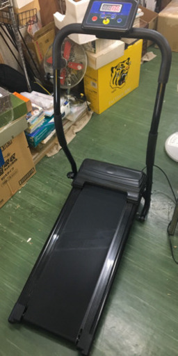 未使用　電動ルームランナー　ランニングマシーン　0.5k〜8k迄スピード調節可能