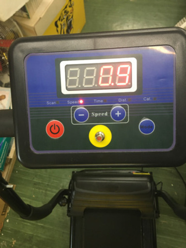 未使用　電動ルームランナー　ランニングマシーン　0.5k〜8k迄スピード調節可能