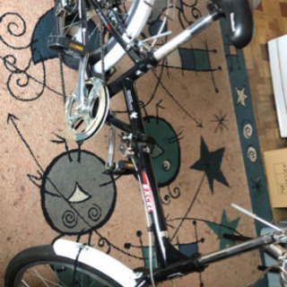 折りたたみ六段切り替え自転車