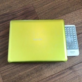 東芝 レグザポータブルDVDプレーヤーSD-P710SG 7型ポ...