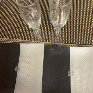 ジバンシー　ガラス皿　シャンパングラス
