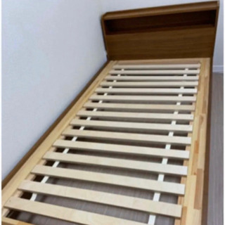 【最終値下げ】unico シングルベッドフレームの画像