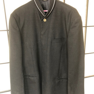 制服