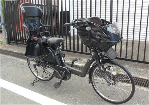 ★★　前後チャイルドシート装備！【ヤマハ　ＰＡＳ　ＫＩＳＳ】　高容量8.7Ahリチウムバッテリー（実容量８０％以上）！　リアチャイルドシート超美品！　お届け可能です！　★★