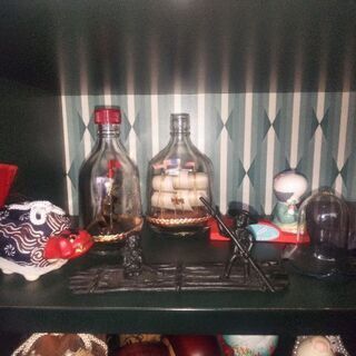 小物の置き物(写真内の各種小物一つ5百円、まとめてだと三万円)の画像