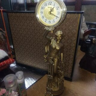 置き物(一つ千円、まとめてだと三千円)の画像