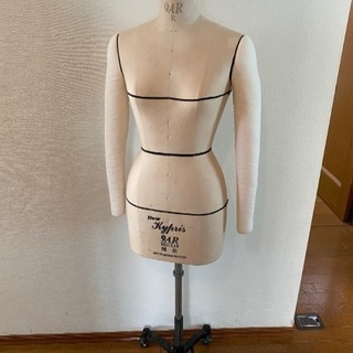 ニューキプリス　トルソー　New Kypris Torso 裁断...