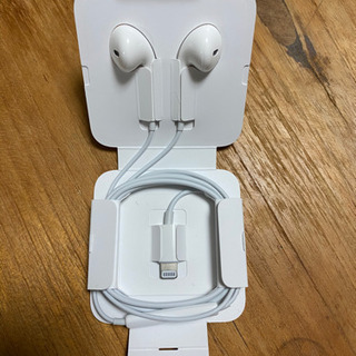 【激安☆美品】Apple iPhone 7 Plus 256GB ブラック イヤホン付きの画像