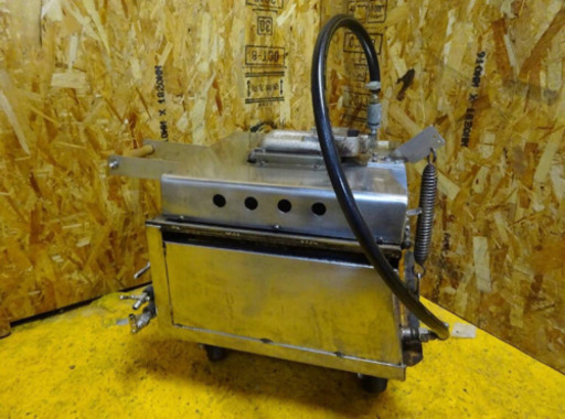 (4684-0)RINNAI リンナイ 両面プレス式 イカ焼き器 TYPE R-402-2 都市ガス用 業務用 厨房機器 飲食店 店舗