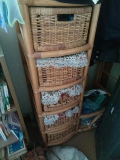 収納棚「訳あり家具」