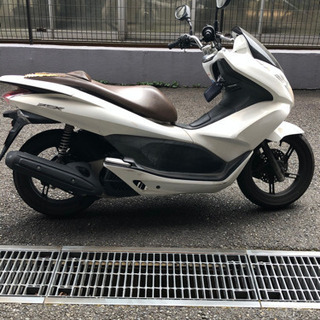 PCX 白　ホワイト　JF28 中古　走行27500kmの画像