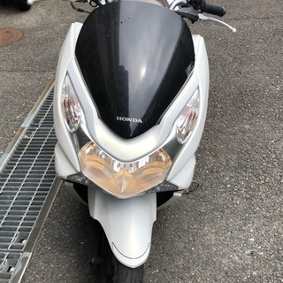 PCX 白　ホワイト　JF28 中古　走行27500kmの画像