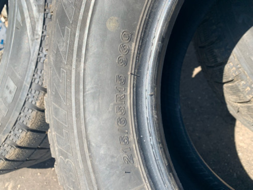 スタッドレスタイヤ