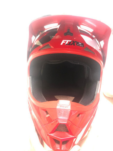 バイクヘルメット　FOX赤色V1 モタード、モトクロス