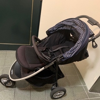 ApricaのAB型ベビーカー　0歳から使用できます！の画像