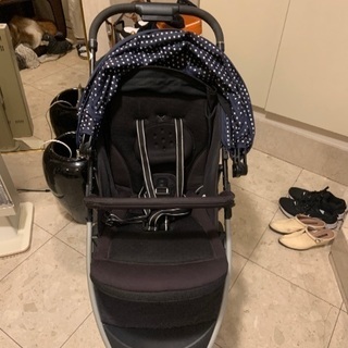 ApricaのAB型ベビーカー　0歳から使用できます！