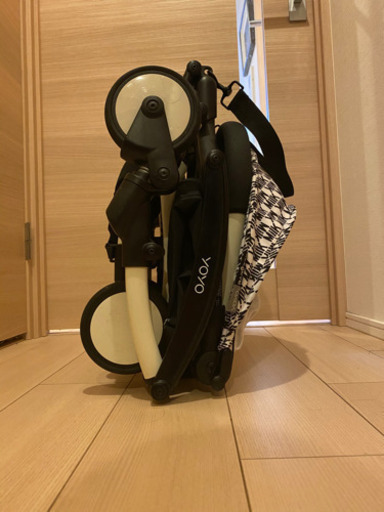 取引中【値下げ】激レア！世界に数台しかないベビーカー　babyzen✖️milk  ベビーゼンヨーヨー　4＋
