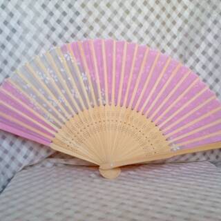 新品　桜　扇子　レディース　さくら　浴衣　着物　和風小物　ピンク　花吹雪　竹骨の画像