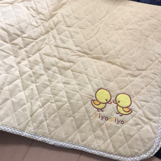 お話中　ベビーベッド  マットレス、布団　大阪西川の画像