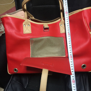 大幅❗️お値下げ❗️ブランド物❗️小型犬用キャリーバッグの画像