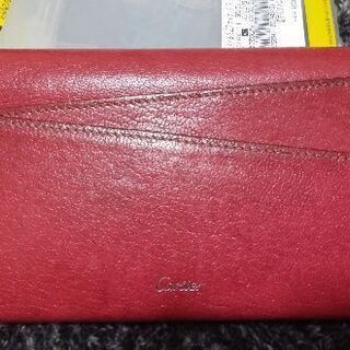 カルティエ　三つ折り長財布