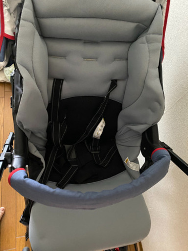 両対面式ベビーカー