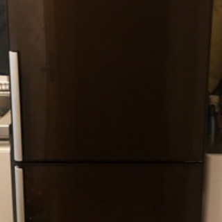 【至急】冷蔵庫、三洋電機、2010年製の画像