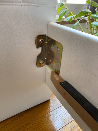 セミダブルベッド　フレーム　白