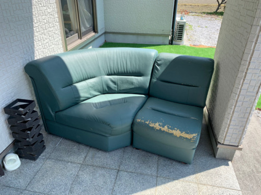 リビング用ソファーの2席（訳あり家具）