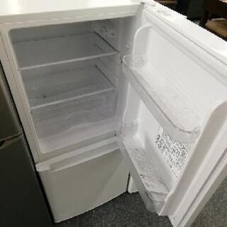 1108  NITORI  冷蔵庫　106L  2019年