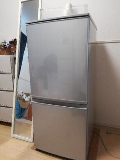 冷蔵庫　137L　SHARP　2016年製　2ドア