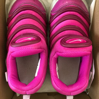 NIKE ナイキダイナモフリー　16cm