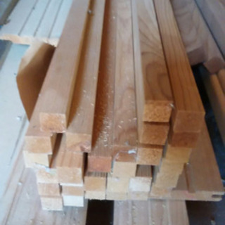 木材、クラフトテープの画像