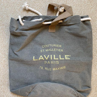 旅行カバンの画像